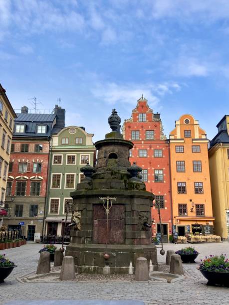 스웨덴-스톡홀름 - 감라 스탄 - 스토르토리에트 플레이스 - stockholm sweden gamla stan town square 뉴스 사진 이미지
