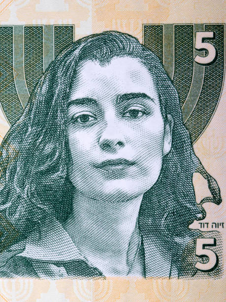 istock Ziva David a portrait from money 1489485246