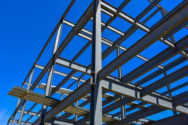 istock Low angle view of steel framework of new building. 1489500143