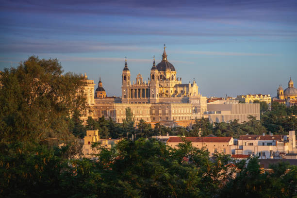 istock Almudena Cathedral at sunset - Madrid, Spain 1489510867