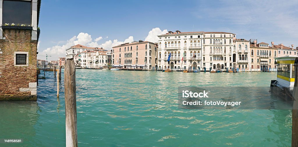 Grand Canal de Venise, le Palazzo - Photo de Hôtel libre de droits