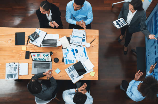 istock Top panorama view business presentation data analysis dashboard on TV. Concord 1489592949