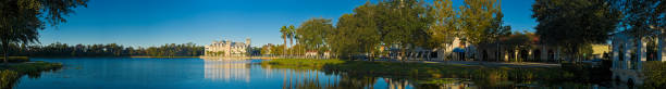 istock Idyllic lakeside town Florida 148959876