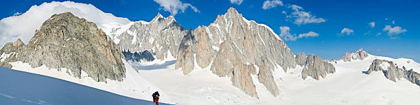 istock Mountaineers in high Alps 148960837
