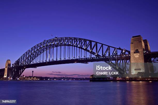 Foto de Sydney Harbour Bridge e mais fotos de stock de Arquitetura - Arquitetura, Austrália, Capitais internacionais