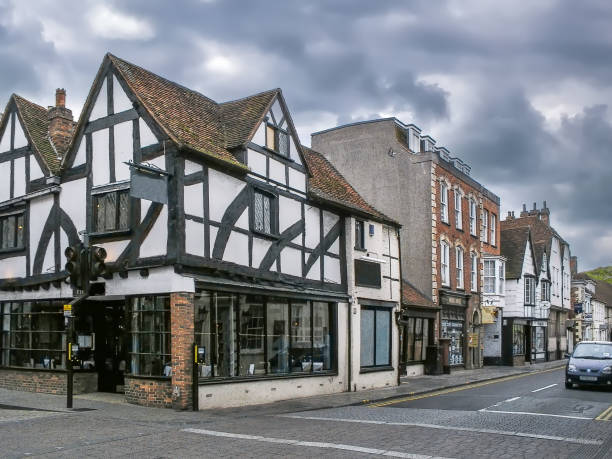 istock Street in Salisbury, England 1489667499