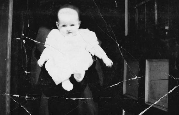 istock 7 Month Old Baby Girl in Saskatoon, Saskatchewan, Canada  - 1925 1489805775