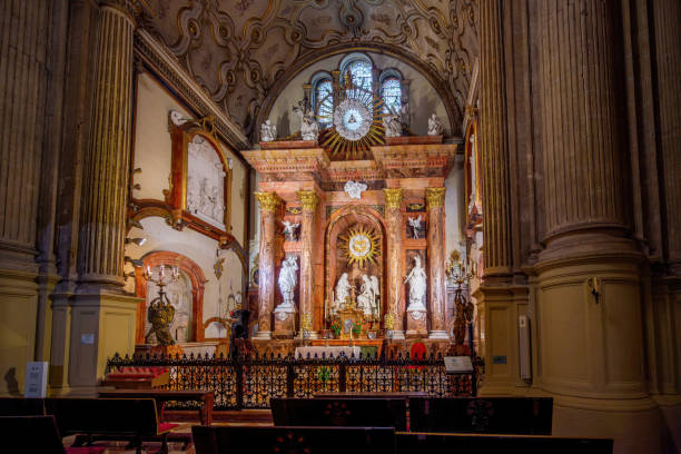 chapel of the incarnation (capilla de la encarnacion) at malaga cathedral - malaga, andalusia, spain - catedral de la encarnacion imagens e fotografias de stock