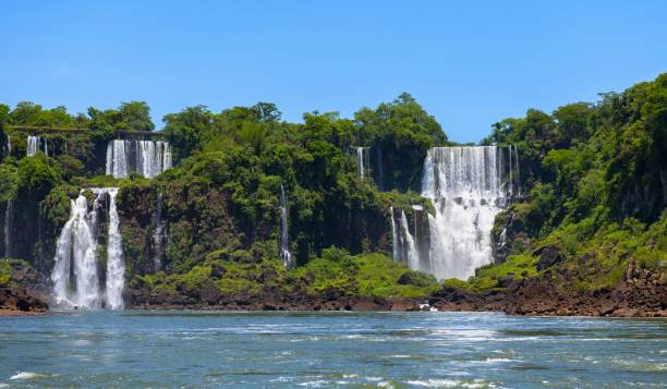 istock Iguazu Falls between Brazil and Argentina 1489832124