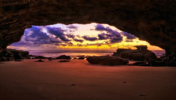 istock Sea CB Cave dark 1489885858