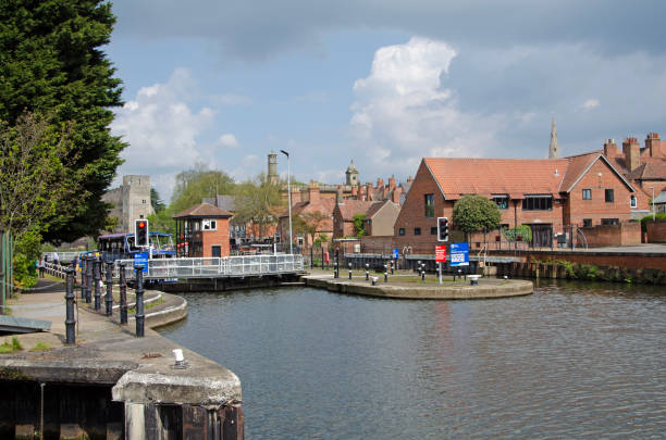 Newark town lock, River Trent