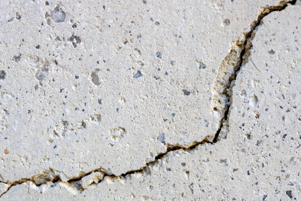 A faint pale red is added to the cracks in the cement, creating a unique texture. This is a simple yet warm texture that conveys the passage of time.