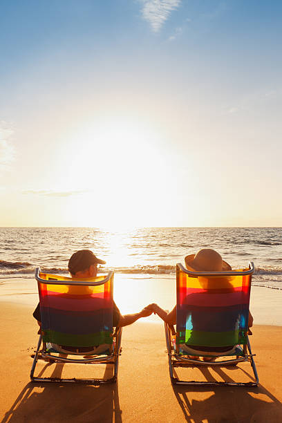 istock Happy Romantic Couple at the Beach 148997525