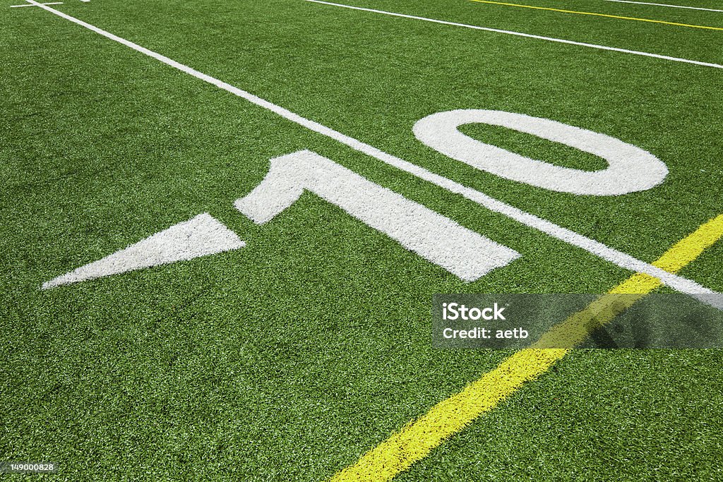 Linea delle dieci yarde-football - Foto stock royalty-free di Bianco