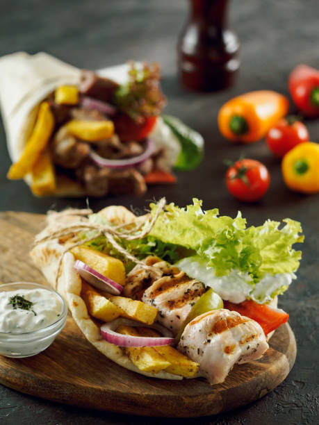 istock Greek fast food gyros 1490083652
