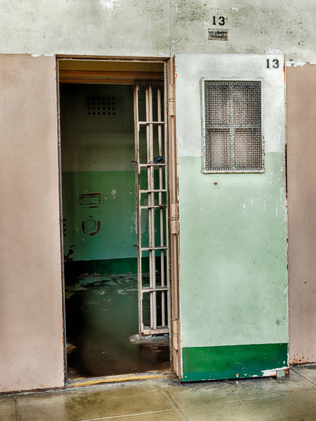 교도소 번호 13 - solitary confinement 뉴스 사진 이미지
