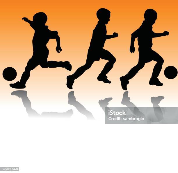 Youth Football Vecteurs libres de droits et plus d'images vectorielles de Activité - Activité, Amateur, Ballon de football