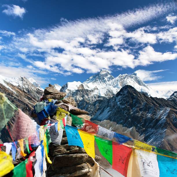 istock Mounts Everest Lhotse Makalu with buddhist prayer flags 1490150456