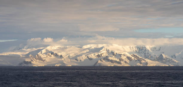 istock Sunset on the Peninsula in Antarctica 1490209887