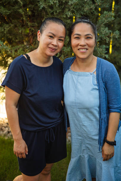 istock Sisters outdoor portrait 1490265515