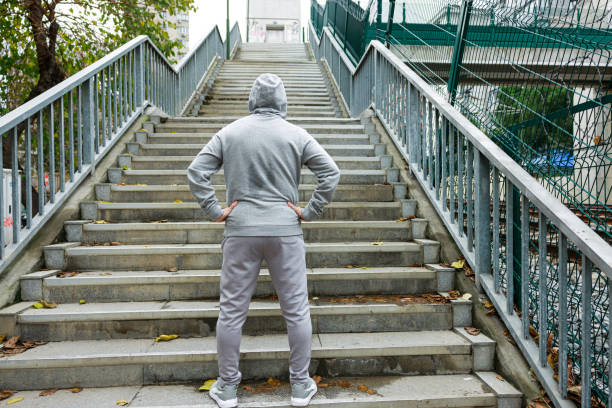 istock Young sport man preparing for a challenge in city 1490273180