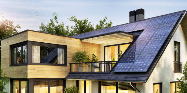 モダンな家の屋根の上にソーラーパネル - 太陽光発電 蓄電池 ストックフォトと画像