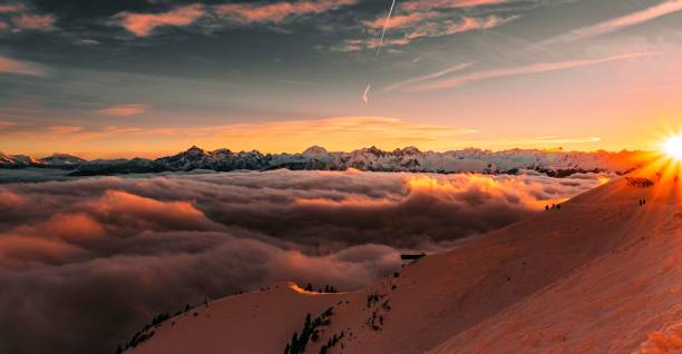 istock Beautiful sunset over majestic mountain peaks. Hafelekarspitze, Austria. 1490336850