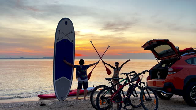 Active sunset paddle