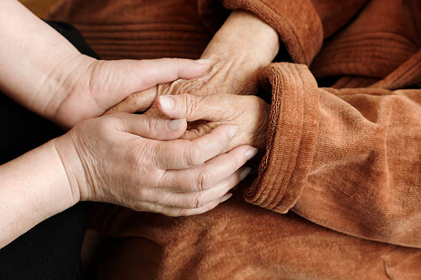 istock adult helping senior 149044403