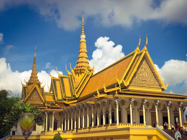 istock Royal palace in Phnom Penh, Cambodia 1490479534
