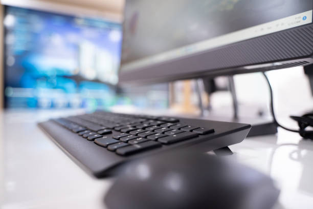keyboard keyboard on computer table Choose a focus point. Background blur keyboard keyboard on computer table Choose a focus point. Background blur. lenovo computer stock pictures, royalty-free photos & images
