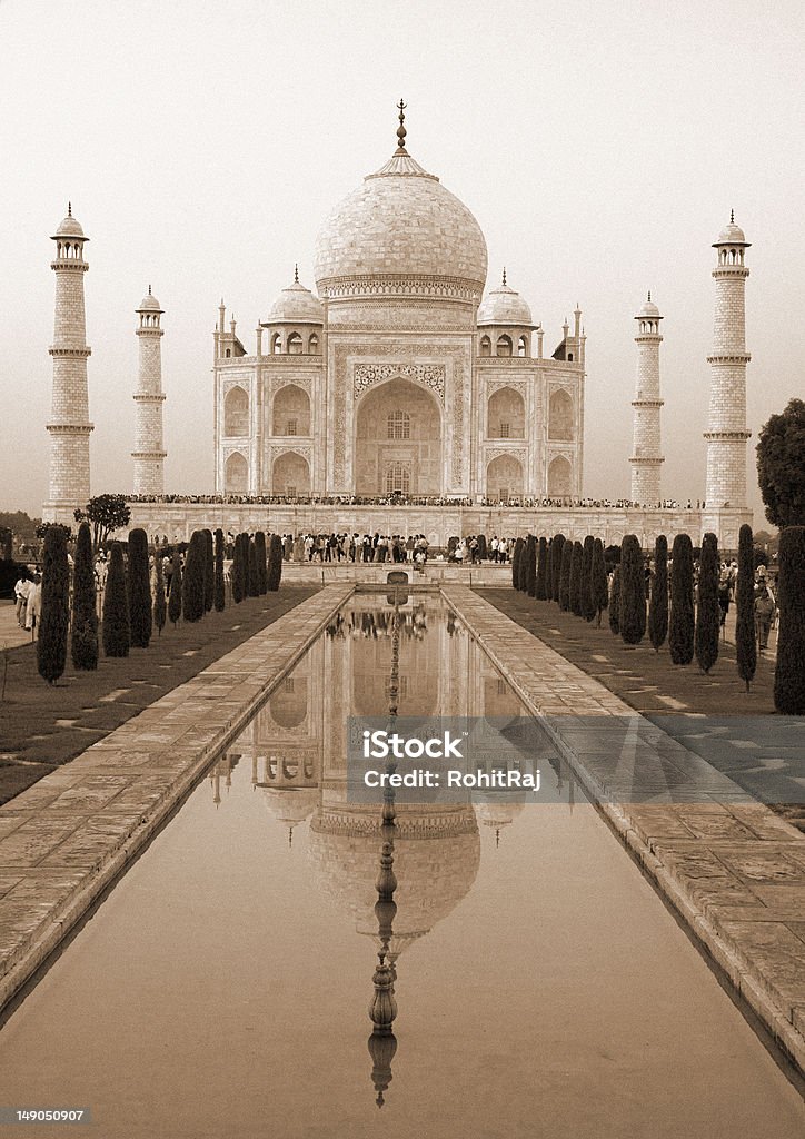Britsish Raj Building British Raj Stock Photo - Download Image Now - Agra, India ...