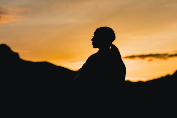 Female Portrait in Silhouette - fotografia de stock