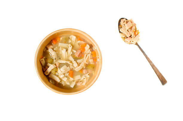 チキンラーメンスープ - soup chicken soup chicken noodle soup food ストックフォトと画像