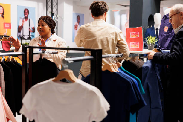 istock Shop assistant ask shoppers to stay calm 1490569627