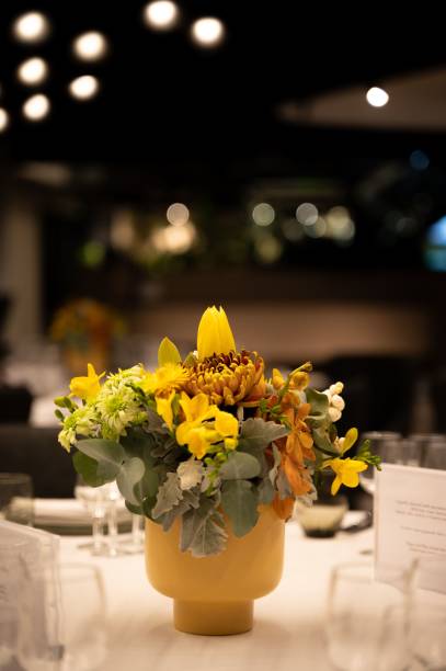 istock Flowers of the wine dinner 1490586242