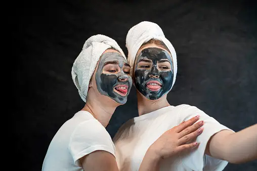 Exposition of the Enchantment of Charcoal Face Mask Exposition of the Enchantment of Charcoal Face Mask