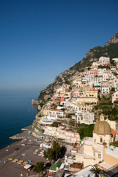 istock Positano, Italy Vetical 149060735