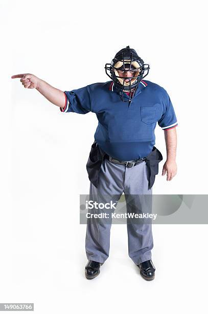 Árbitro De Béisbol Profesional En Uniforme Sobre Fondo Blanco Foto de stock y más banco de imágenes de Adulto