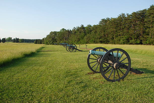 istock Confederate artillery atop Henry Hill at Manassas 149066808