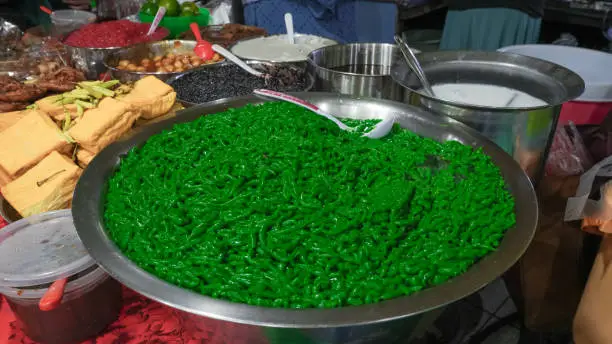 Photo of Traditional food and drink sold at a traditional market in Indonesia