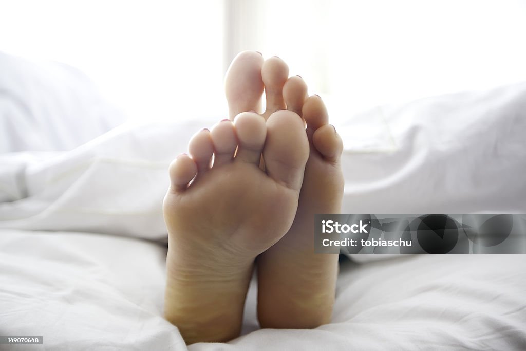 I piedi - Foto stock royalty-free di Adulto