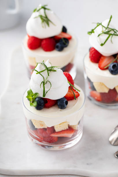 istock Berry pound cake trifle with cream cheese mousse and whipped cream 1490717831