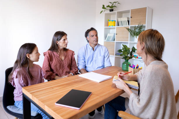 istock Child psychologist in family therapy 1490790892