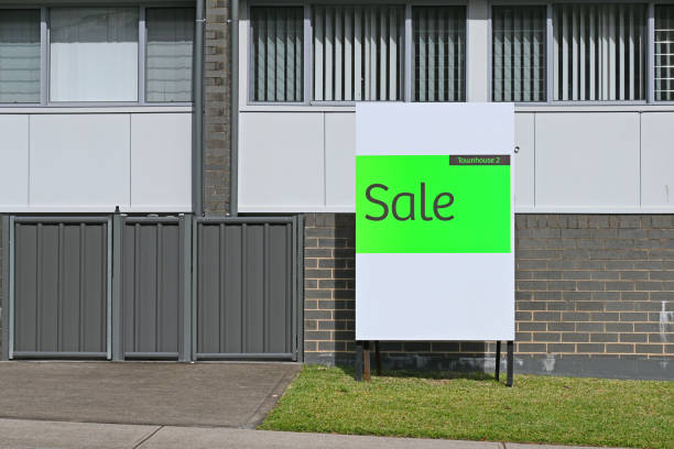 istock House for sale sign 1490852909