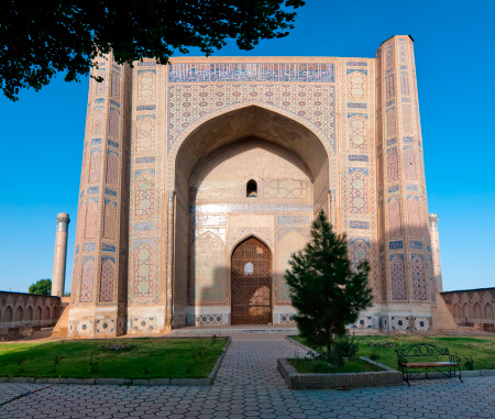 Bibi Khanym Mosque - it's a famous place in the old town of Samarkand. The legend said that this mosque was built for beloved wife of Timur - Bibi Khanym.