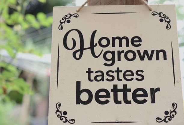 istock Garden Sign Home grown tastes better. 1490909548
