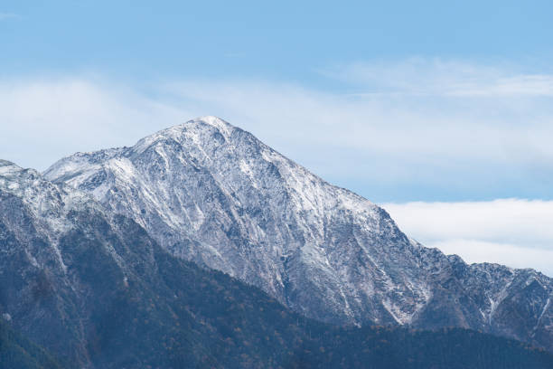 Snow-capped Mt. Hijiridake in the Southern Alps Snow-capped Mt. Hijiridake in the Southern Alps akaishi mountains stock pictures, royalty-free photos & images