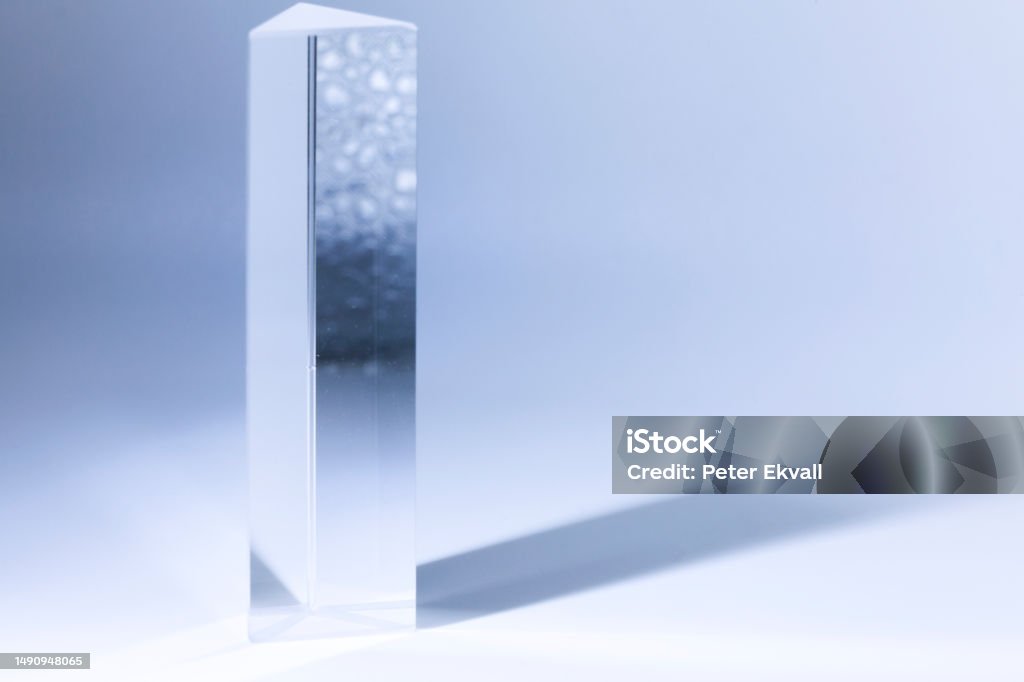 prism on high in the studio all in blue Prism Stock Photo