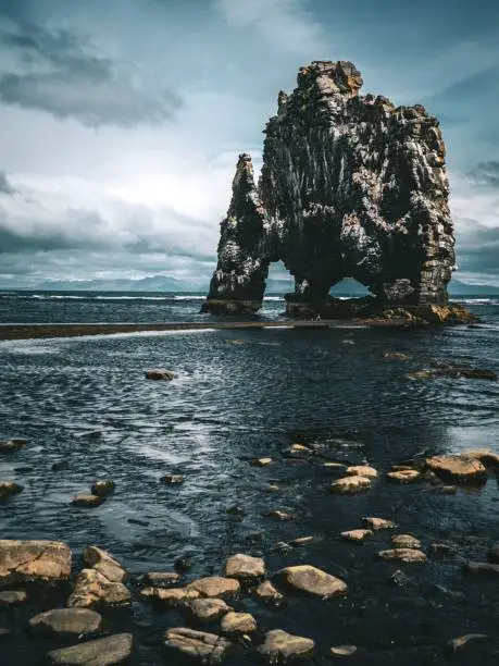 Photo of Beautiful shot of stone formations on the shore of Hvitserkur, Iceland